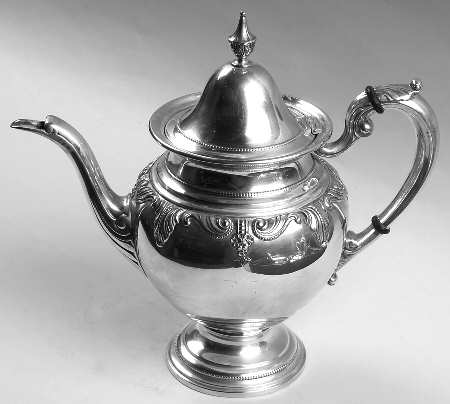 Stradivari (Sterling, Hollowware, Design on Top) Teapot