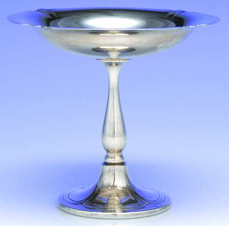 Iris (Silverplate, Hollowware) Medium Silverplate Compote