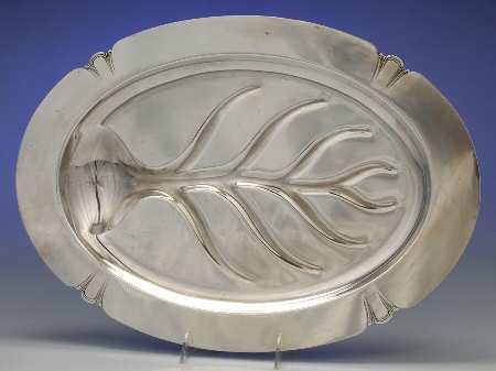 Iris (Silverplate, Hollowware) Large Plated Meat Platter with Well