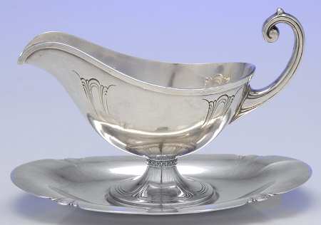 Iris (Silverplate, Hollowware) Plated Gravy Boat & Underplate