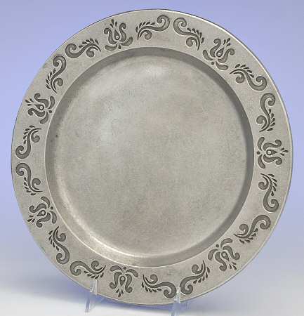 Village (Armetale, Hollowware) 12" Round Tray