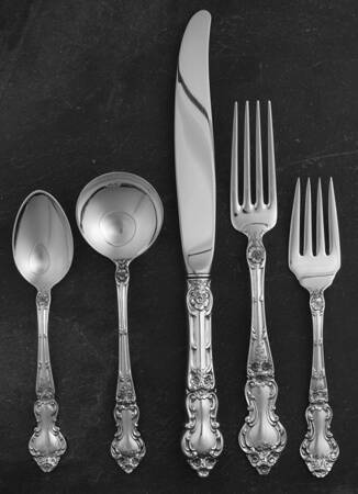 Meadow Rose (Sterling, 1907, No Monos) 40  Piece Estate Set