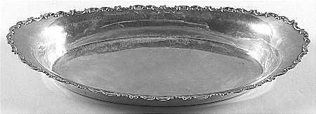 Louis XV (Sterling, 1891, Hollowware) 14" Bread Tray