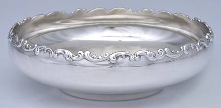 Louis XV (Sterling, 1891, Hollowware) 6" Round Bowl