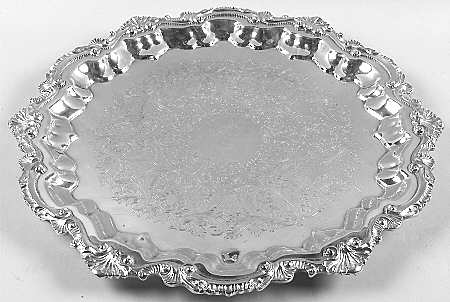 La Reine (Silverplate, Hollowware) 17" 3-Toed Silverplate Round Tray