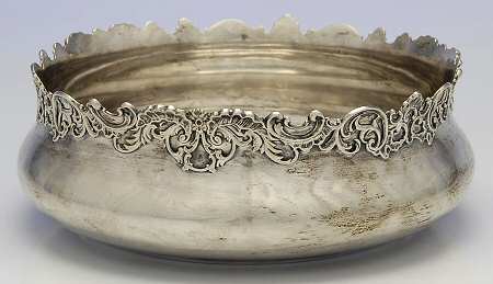 Pompadour (Sterling, 1895-1898, Hollowware) 8" Round Bowl
