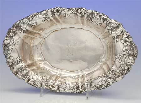 Violet (Sterling, 1905, Hollowware) 11" Oval Vegetable Bowl