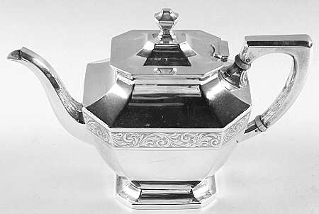 Somerset-Engraved (Sterling, Hollowware) Teapot