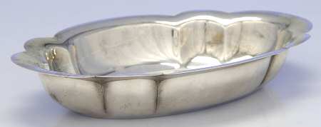Quincy (Sterling, Hollowware) Medium Oval Sterling Vegetable Bowl