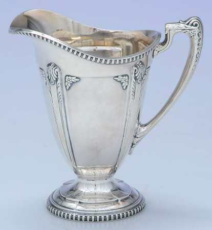 Stradivari (Silverplate, Hollowware) Creamer