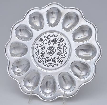 Reggae (Armetale, Hollowware) Deviled Egg Tray (Holds 12)