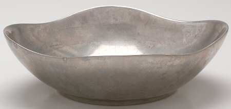 Boston-Classic (Armetale, Hollowware) Medium Bowl