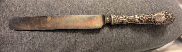 Radiant (Sterling, 1895) Blunt Hollow Knife with Bolster