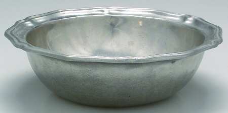 Queen Anne (Armetale, Hollowware, Satin) Large Round Vegetable Bowl