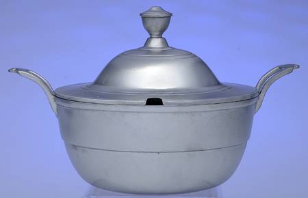 Plough Tavern (Armetale, Hollowware, Satin) Tureen & Lid
