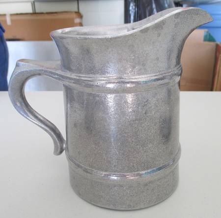 Commonwealth (Armetale, Hollowware, Satin) 48 Oz Pitcher Water