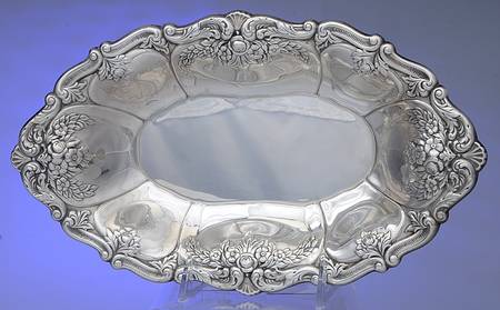 St. Regis (Silverplate, Hollowware) 12" Bread Tray