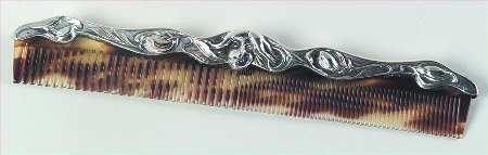 1447 (Sterling, Hollowware) Comb