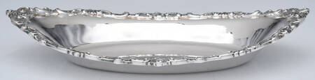Grande Baroque (Sterling, Hollowware, 4 marks) 12" Bread Tray
