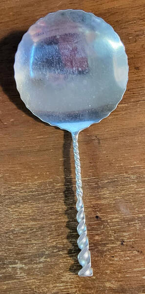 Square Twist (Sterling) Solid Bon Bon Spoon