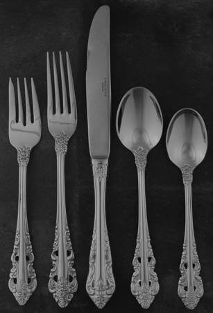 Antique Baroque (Stainless) 5 Piece Place Setting