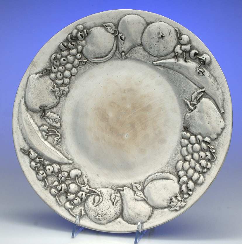 Fruit (Armetale, Hollowware) 13" Round Tray