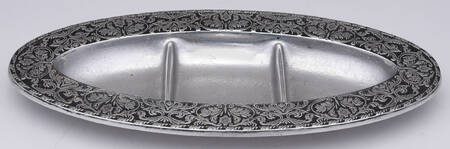 William & Mary (Armetale, Hollowware 13" 3 Part Oval Tray
