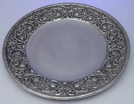 William & Mary (Armetale, Hollowware Large Round Tray