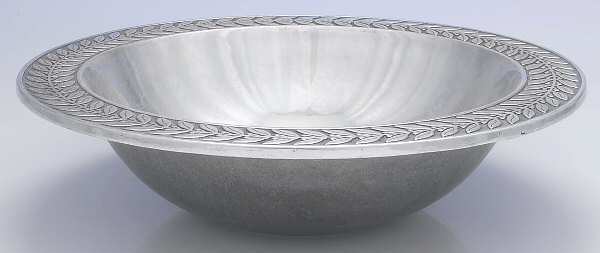 Laurelberry (Armetale, Hollowware) 14" Salad Serving Bowl