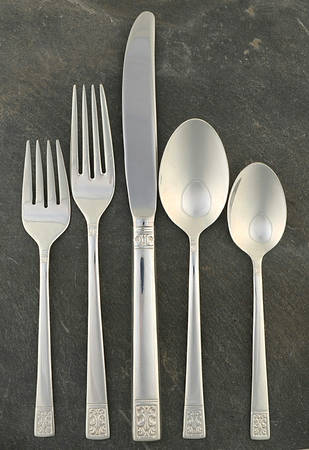 Lauriat (Silverplate) 5 Piece Place Setting