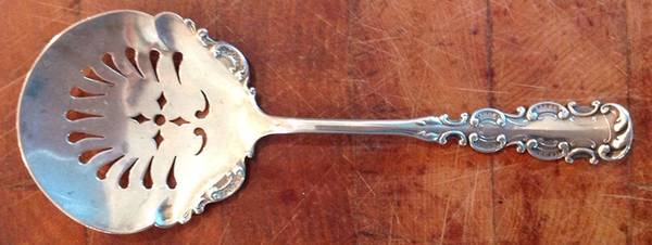 Brunswick (Sterling) Tomato Server, Solid Piece