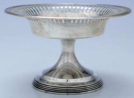 C1352 (Sterling, Hollowware) Round Compote (Height X Width)