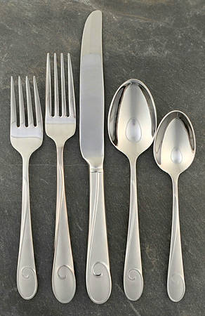 Ballet Ribbon-Matte (Stainless) 5 Piece Place Setting