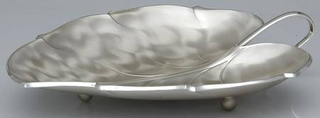 Silverplate Hollowware 8" Leaf Dish