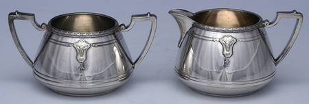V8620 (Silverplate, Hollowware) Plated Mini Creamer and Open Sugar