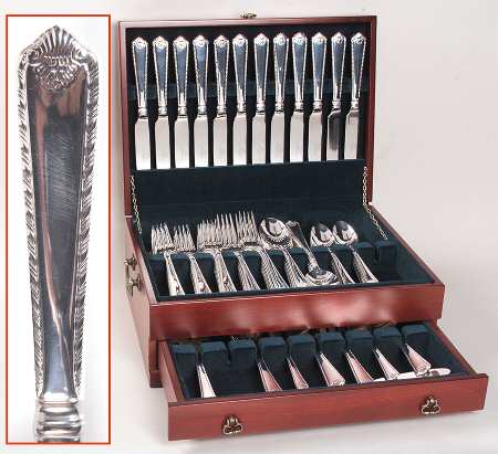 French Shell (Silverplate) 80 Piece Set & Wood Case