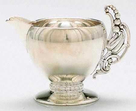 WSC4H (Sterling, Hollowware) Mini Creamer