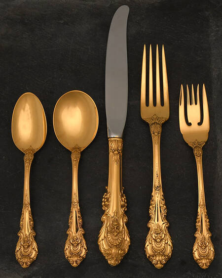 Golden Sir Christopher (Strlng, Gold) 5 Piece Dinner Size Setting