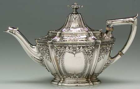 S9584 (Sterling, Hollowware) Teapot