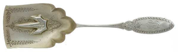 WFS5 (Sterling) Bright Cut Solid Serving Berry Scoop