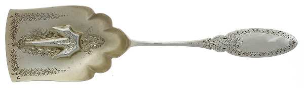 WFS5 (Sterling) Bright Cut Solid Serving Berry Scoop