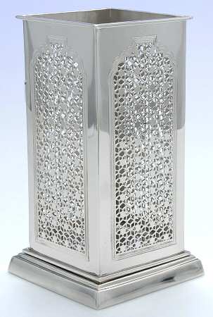 Jaipur (Hollowware) Medium Pierced Hurricane