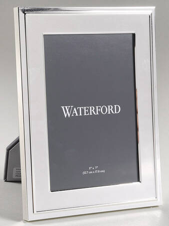 Classic (Silverplate, Hollowware) 5" X 7" Picture Frame
