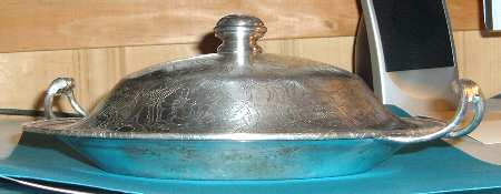 Tapestry (Silverplate, Hollowware) Plated Round Covered Vegetable Bowl