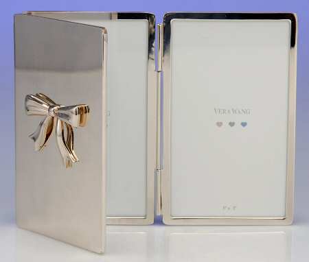 Vera Wang Baby (Silverplate, Holloware) Triple Folding Frame