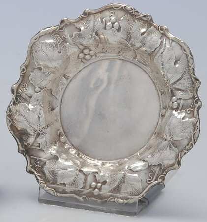 7118 (Sterling, Hollowware) Nut Dish