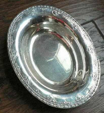 La Reine (Sterling, Hollowware) by Wallace Silver