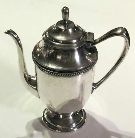 3886 (Silverplate, Hollowware) Silverplate Coffee Pot