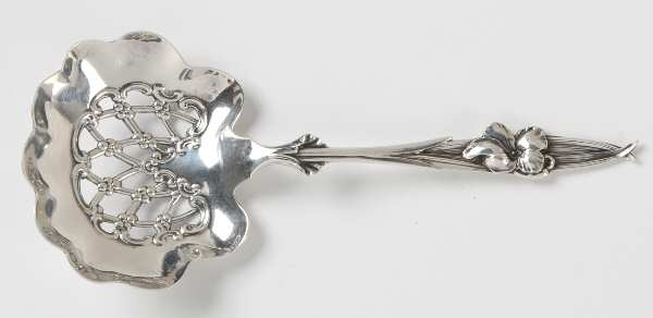 WDS42 (Sterling) Solid Bon Bon Spoon with Pierced Bowl
