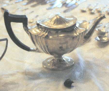 6950 (Sterling, Hollowware) Teapot